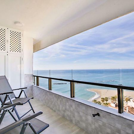 Fantanstico Apartamento Sobre El Mar Benalmádena Esterno foto