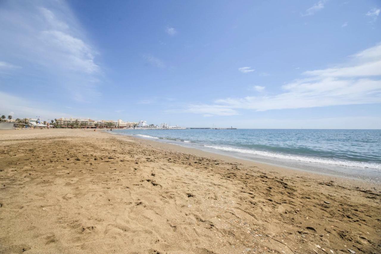 Fantanstico Apartamento Sobre El Mar Benalmádena Esterno foto
