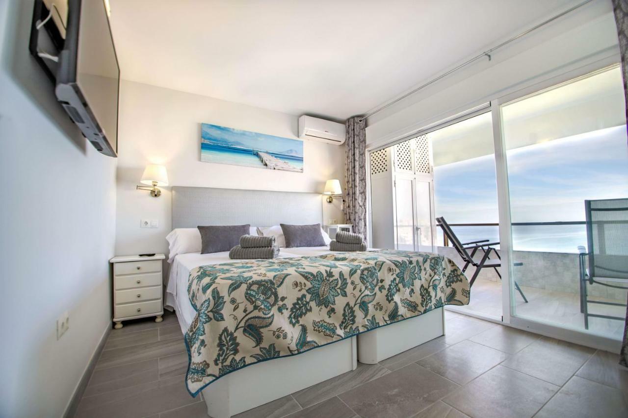 Fantanstico Apartamento Sobre El Mar Benalmádena Esterno foto