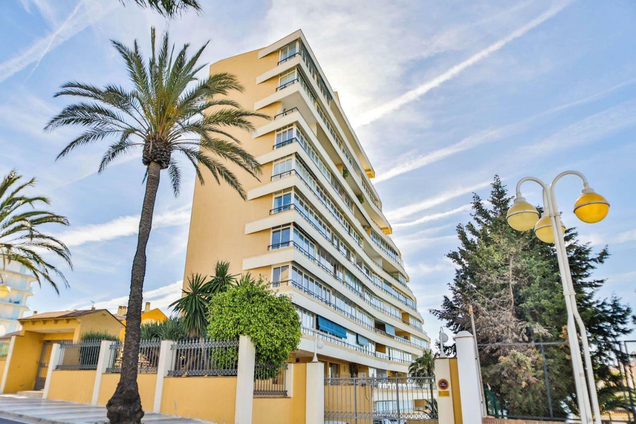 Fantanstico Apartamento Sobre El Mar Benalmádena Esterno foto
